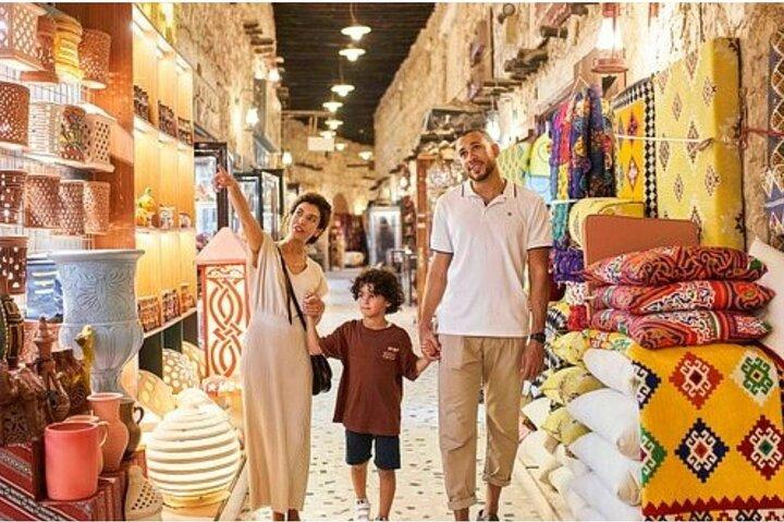 Private Half-day Shopping Tour, Corniche Stop and Doha Skyline
