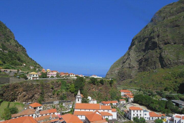Full Day Tour in 4x4 Jeep to Porto Moniz and Fanal