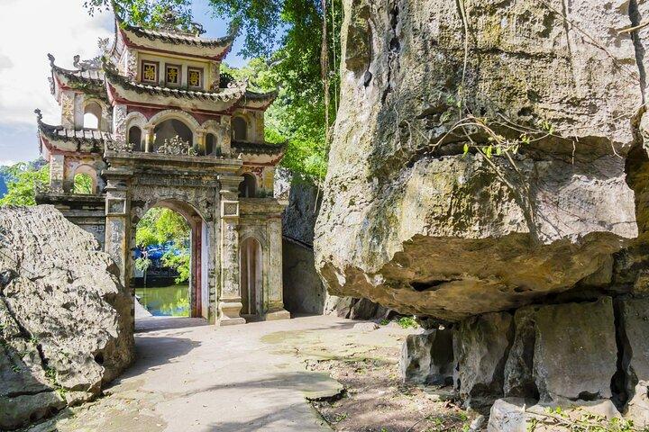 Ninh Binh 2 Days 1 Night Small Group of 9 Guided Tour from Hanoi