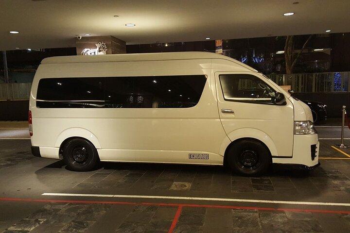 Private Airport Transfer in Singapore