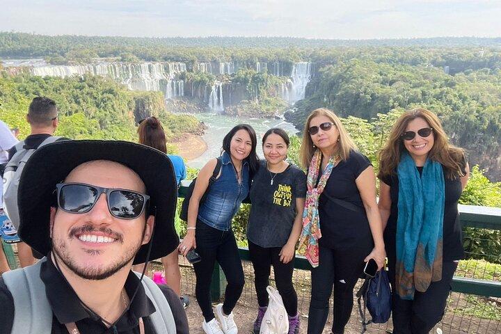 Excursion to both sides of Iguaçu Falls on the same day.