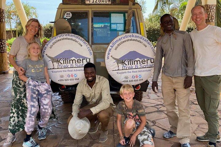 Four Day Lake Tour to Manyara and Serengeti and Ngorongoro Crater
