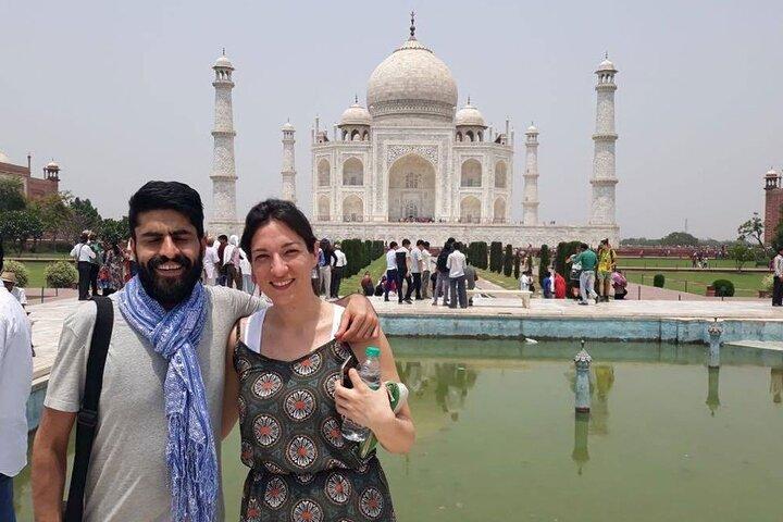 Agra Full-day Local Tour with Taj Mahal, Agra Fort and Mehtab Bagh
