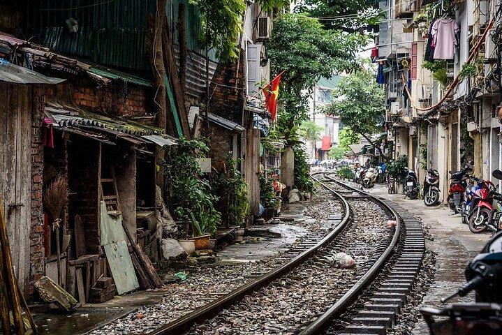 Discovering the Ultimate Hanoi Layover Private Tour from Airport