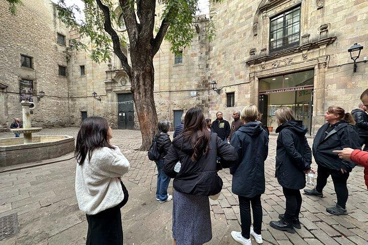 Barcelona Barrio Gotico & Sagrada Familia No-lines Private Tour