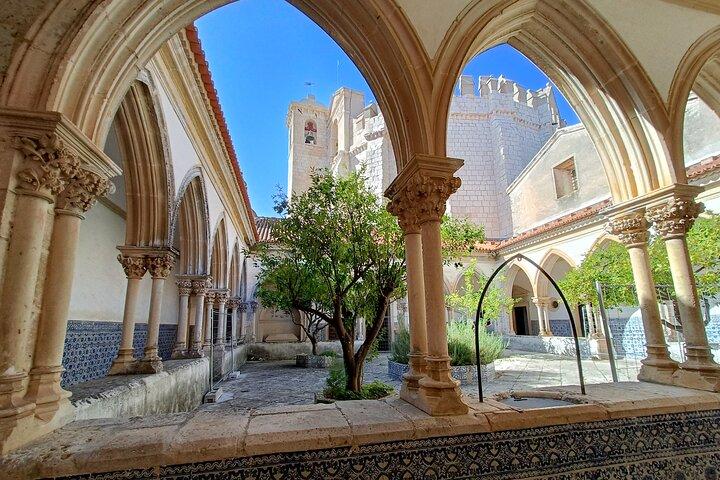 Knights Templar Castle, Nazaré & Óbidos️ Private Day Tour