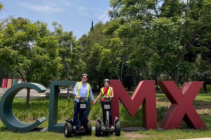 Mexico City Segway Tour: Polanco & Chapultepec Park