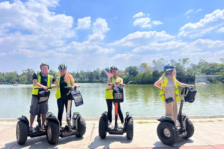 Mexico City Segway Tour: Polanco & Chapultepec Park