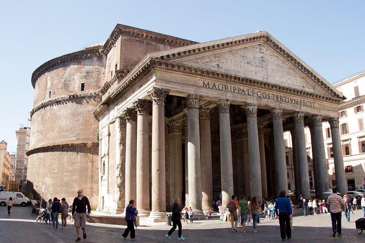 Rome: Discover the City's Hidden Treasures + Exclusive E-book