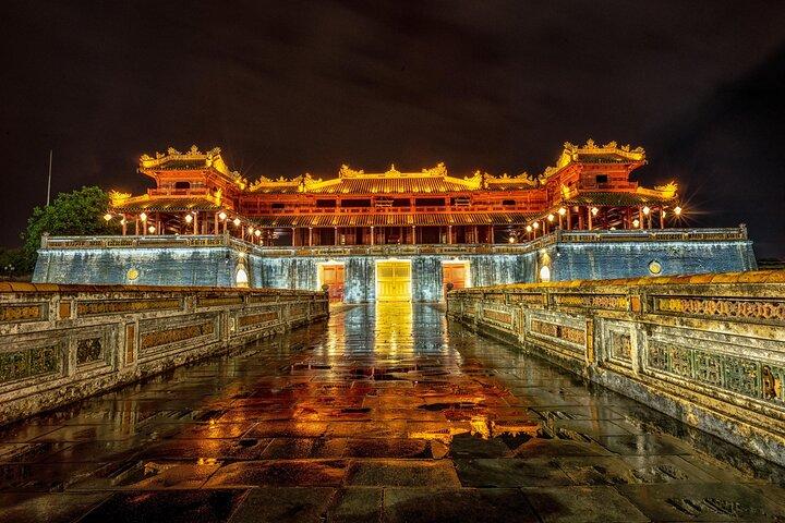 Hue Night Walking And Street Food Tour