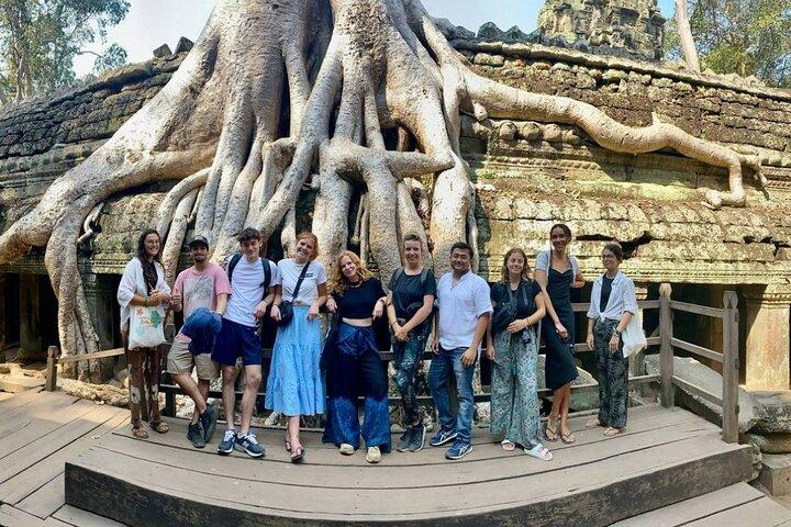 Angkor Wat Private Day Tour- Bayon Temple Ta Prohm Temple