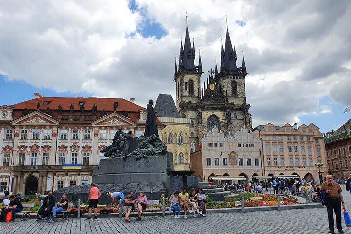 Guided Old Town & Jewish quarter Walking Tour Prague (Tip-based)