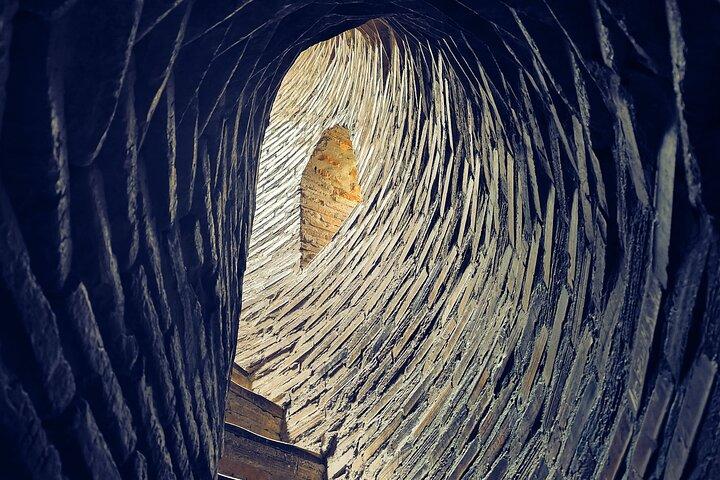 Tour Kegeti gorge , Burana Tower, canyons Kok Moynok, Issyk Kul