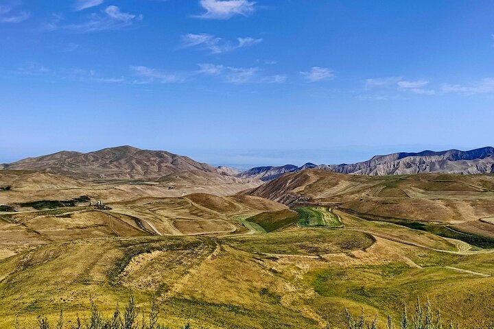 Tour Kegeti gorge , Burana Tower, canyons Kok Moynok, Issyk Kul