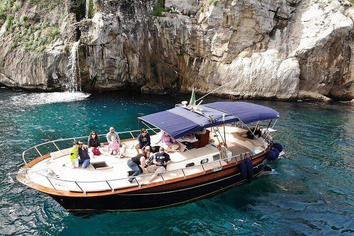 From Sorrento or Positano: Amalfi Coast Private Boat VIP Tour