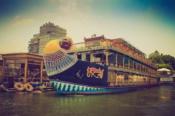 2 Hour Private Dinner Cruise in Cairo