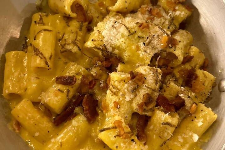 Rome: Trastevere Luxury Food tour with Free-Flowing Fine Wine
