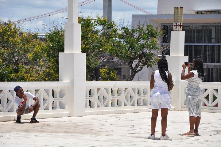 Private Full Day Historical & Arts Tour in Maputo