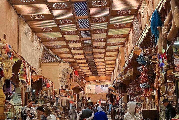 Private Marrakech Highlights: Bahia Palace, Souks & Medina
