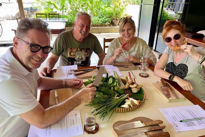 Fun Thai Cooking Class near Bangkok