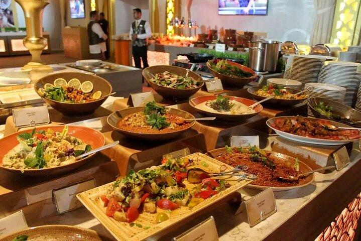 The iconic Emirates Palace Abu Dhabi Dining Experience