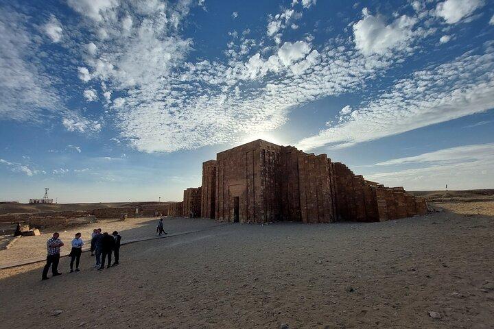 Private Tour in the World of the Pyramids'Egyptian Museum'Bazaar