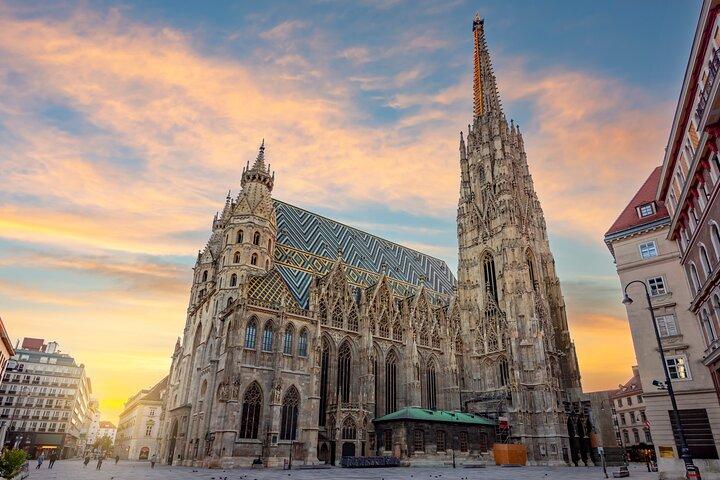 Private Day Trip to Vienna from Budapest with English Driver