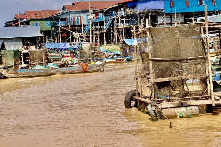 Siem Reap Airport Transfer & Floating Village By Private Taxi