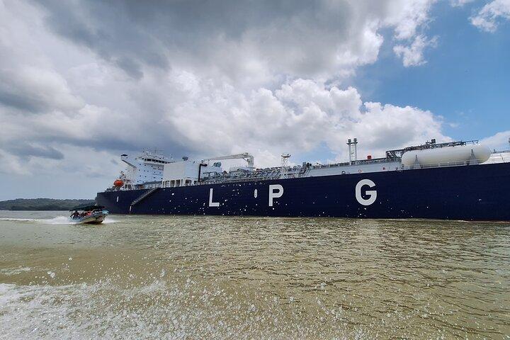 Panama Canal with entrance included and Gatun Lake Boat Tour