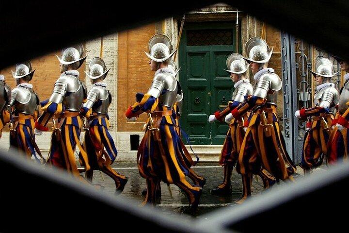 Rome's Charm: Exclusive 3-Hour Private Chauffeur Tour