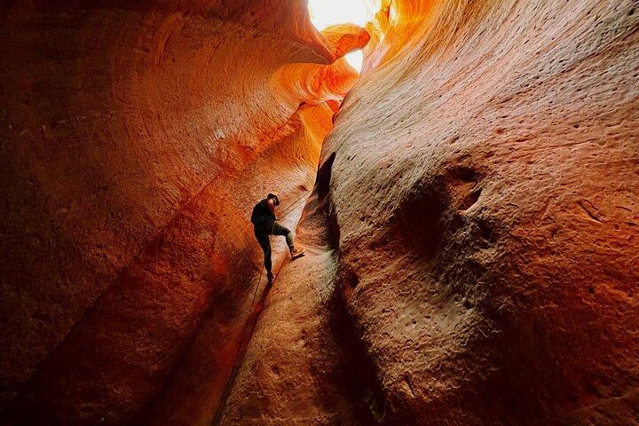 East Zion 2.5 Hour Slot Canyon Canyoneering UTV Tour