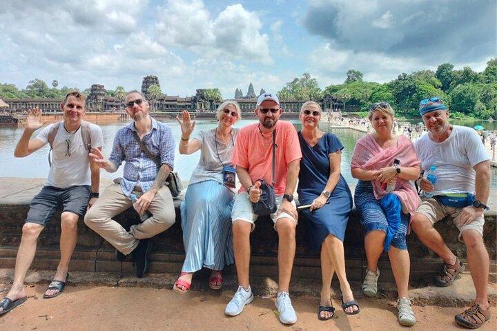 Half Day Angkor Wat Tour - Morning or Afternoon from Siem Reap
