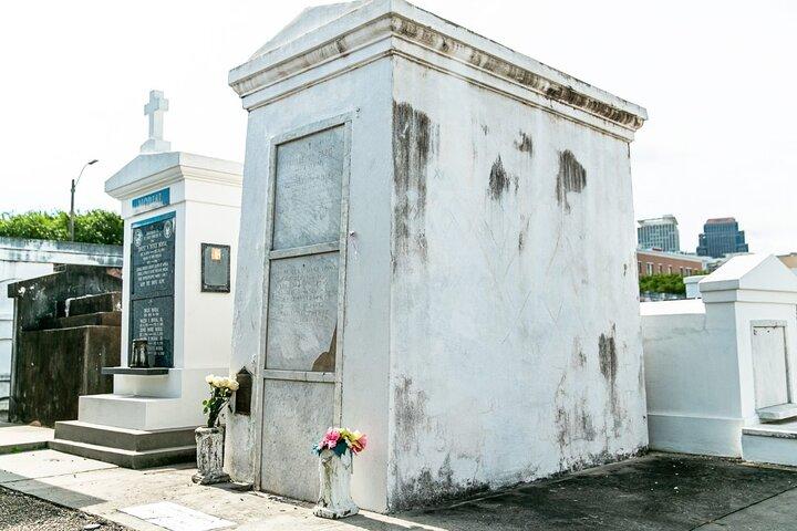 St. Louis Cemetery No. 1 Official Walking Tour
