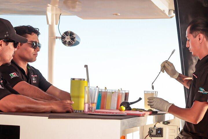 Catamaran - Luxury Private Tour