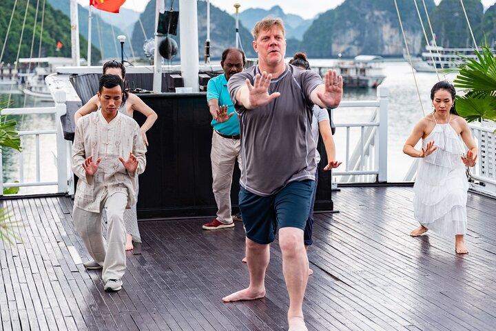 2 Days Hera Cruise in Halong Bay from Hanoi