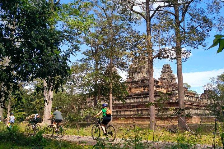 Cycling of the Angkor Temples include Lunch & Snacks