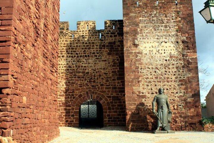 Silves Self-Guided City Walking Tour & Scavenger Hunt