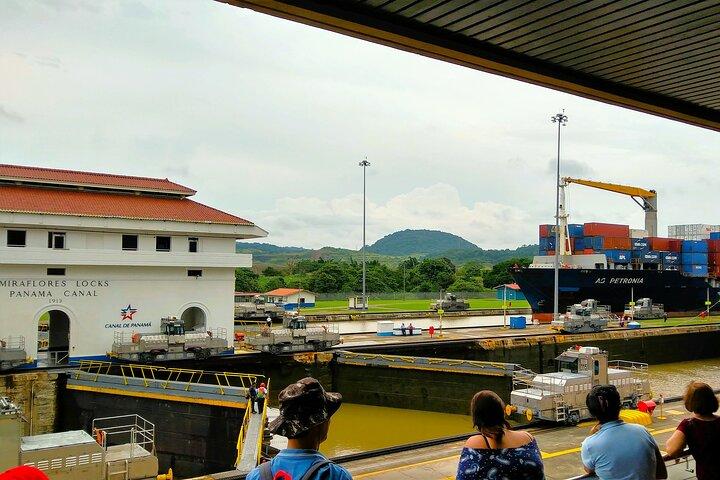 Half-day Tour of Panama City and Panama Canal