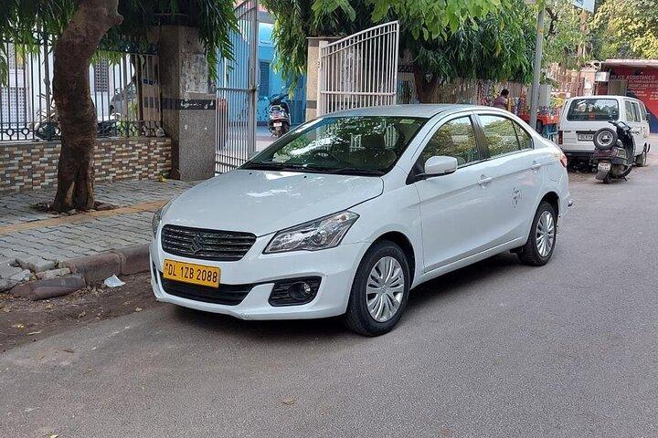 Delhi Airport to New Delhi Hotel Private Transfer