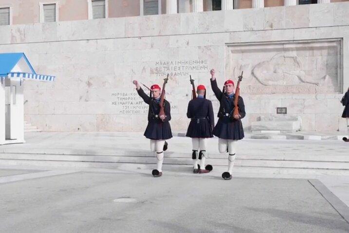 8 Hours Private Tour to Athens Landmarks with a Pickup