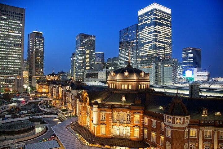 Tokyo All Inclusive Private Night Tour Drive on a Luxury Car