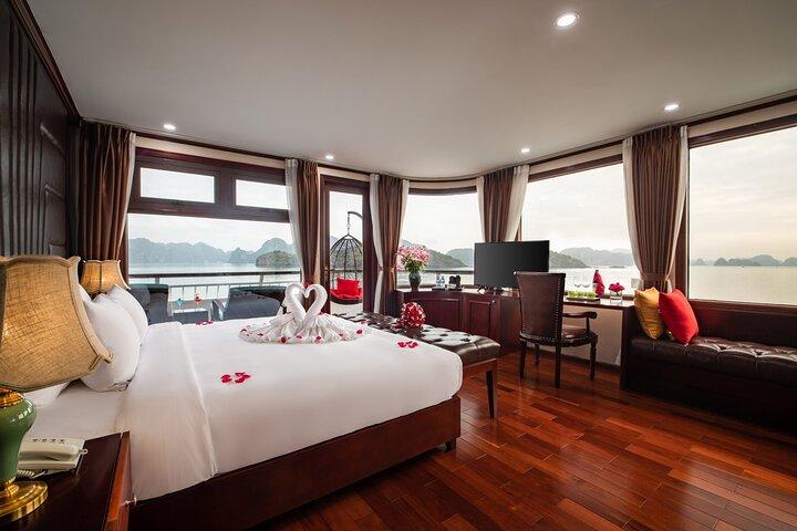 Dora Cruise: 2D1N Luxury Halong & Lan Ha Bay Tour from Hanoi