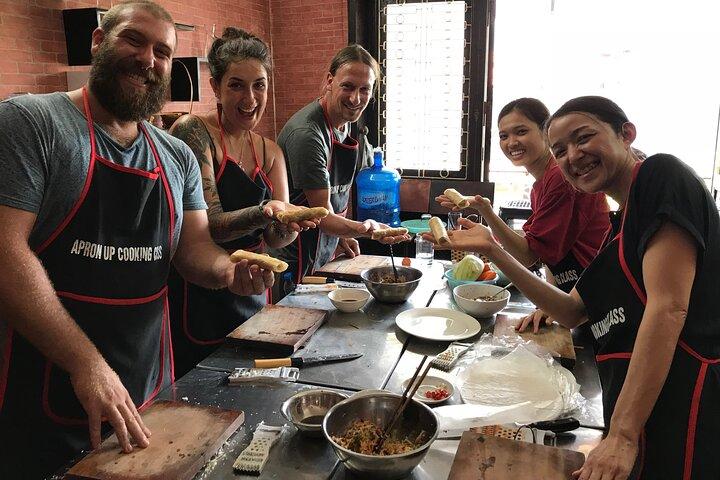 Small Cooking Class Inside the Old Quarter of Hanoi with Market
