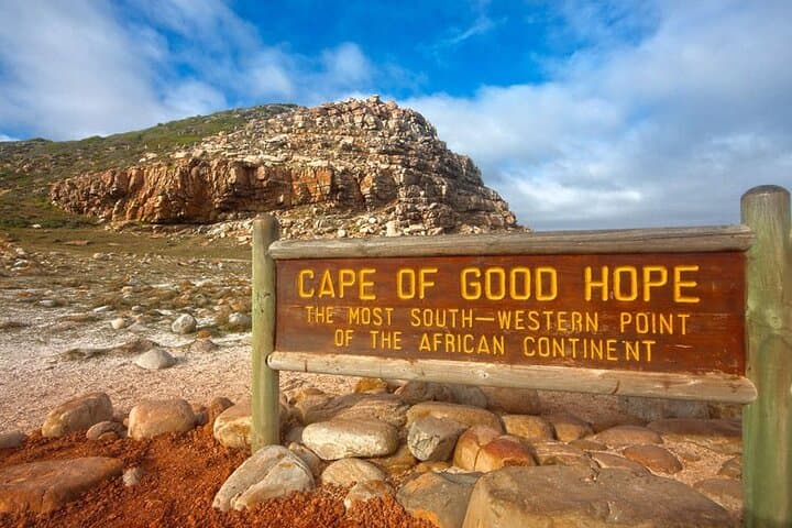 Full Private Tour of Cape Peninsula and Boulders Beach Penguins