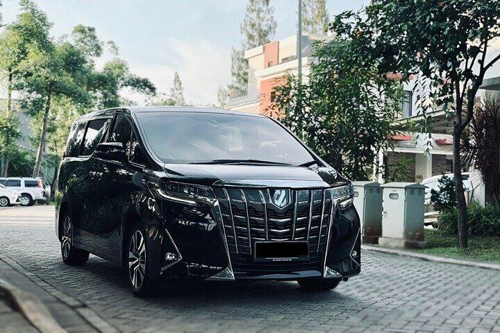 Private Transfer Hong Kong City to Hong Kong Airport HKG by Van