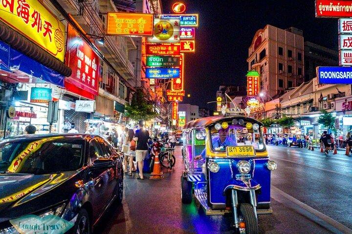 Private Tuk Tuk Night Adventure with Dinner