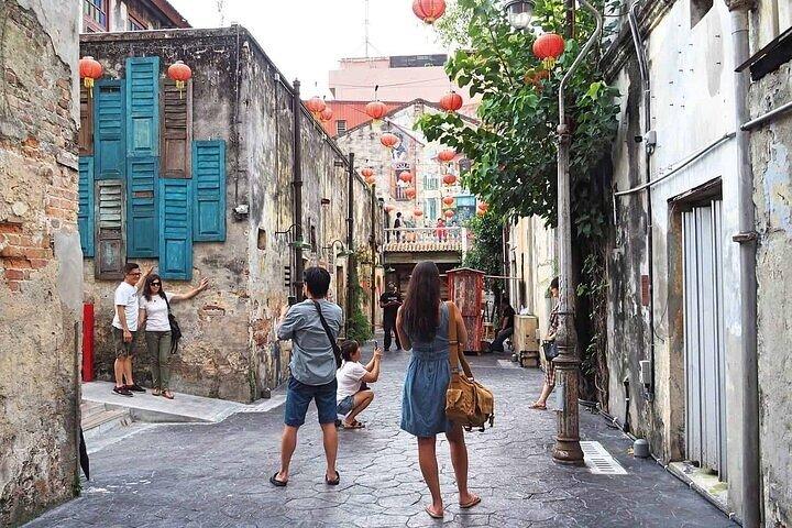A Cultural of Kuala Lumpur By Walking Experience
