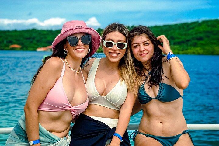 Full Day 5 Best Rosario Islands Spots Make Friends & do Snorkel