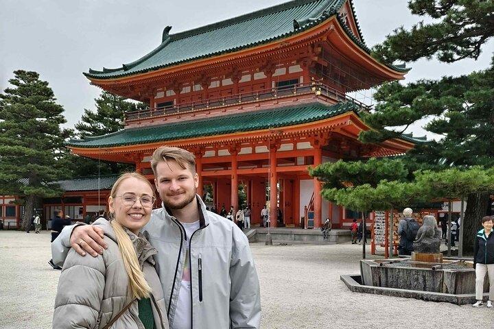 Osaka 6hr Instagram Highlights Private Tour with Licensed Guide