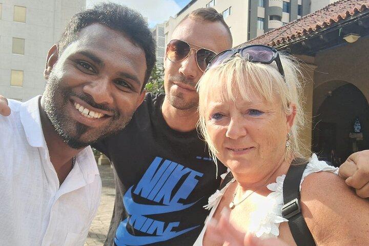 Colombo Tuk Tuk Lowest Cost Highest Experience Entry fees & food